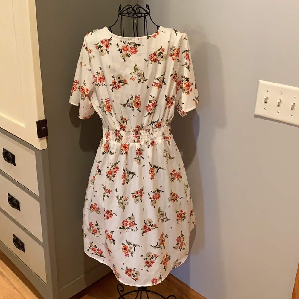 Tunic Top - Picture 2 of 6